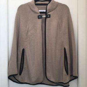 Calvin Klein knit beige cape. One size.